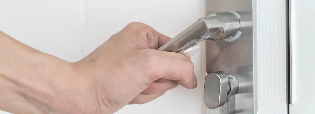 Expert Garage Door Opener Repair and Installation in Fountainebleau, FL