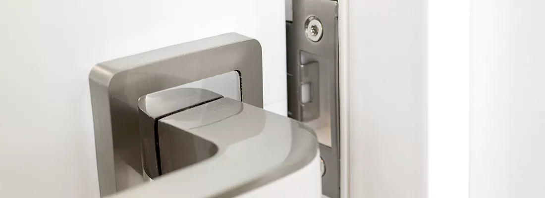 Seamless Integration of Magnetic Locks with Access Control Systems in Fountainebleau, FL